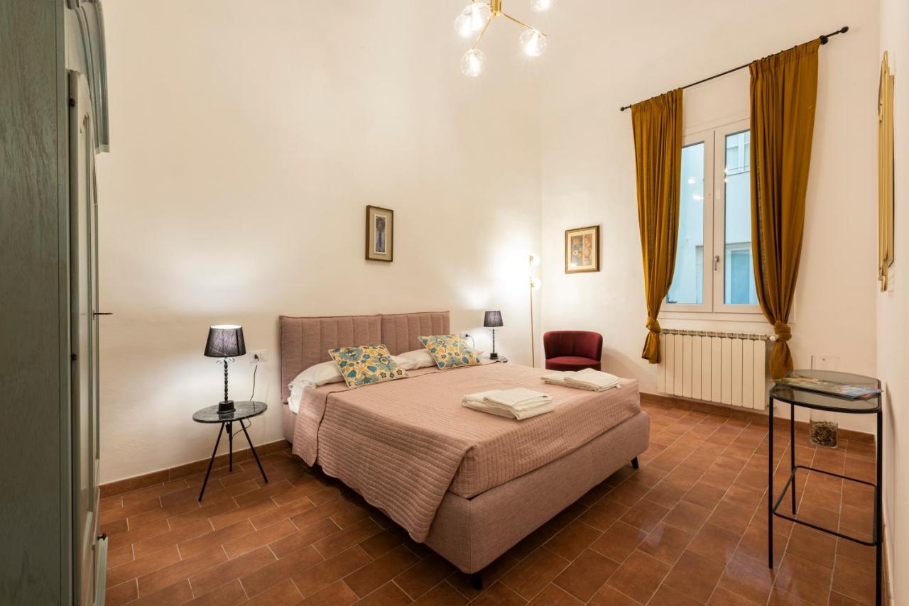 Santa Croce Palace By Mmega Apartman Firenze Kültér fotó